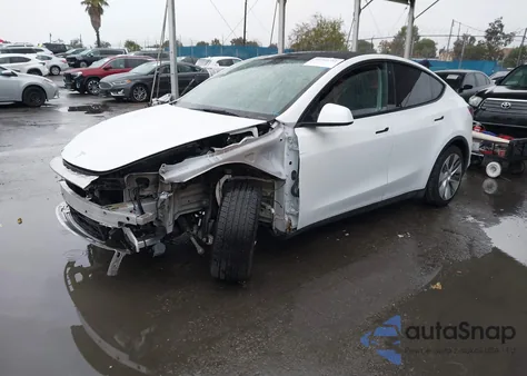 2023 Tesla Model Y Awd/Long Range Dual Motor All-Wheel Drive from USA, damaged, VIN 7SAYGAEE6PF744113